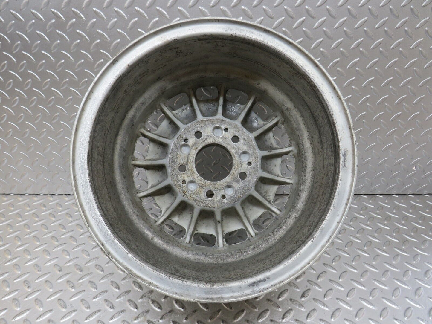 27476 Mercedes-Benz W116 Alloy Wheel Mexican Hat 6.5Jx14H2 ET30 1084001002