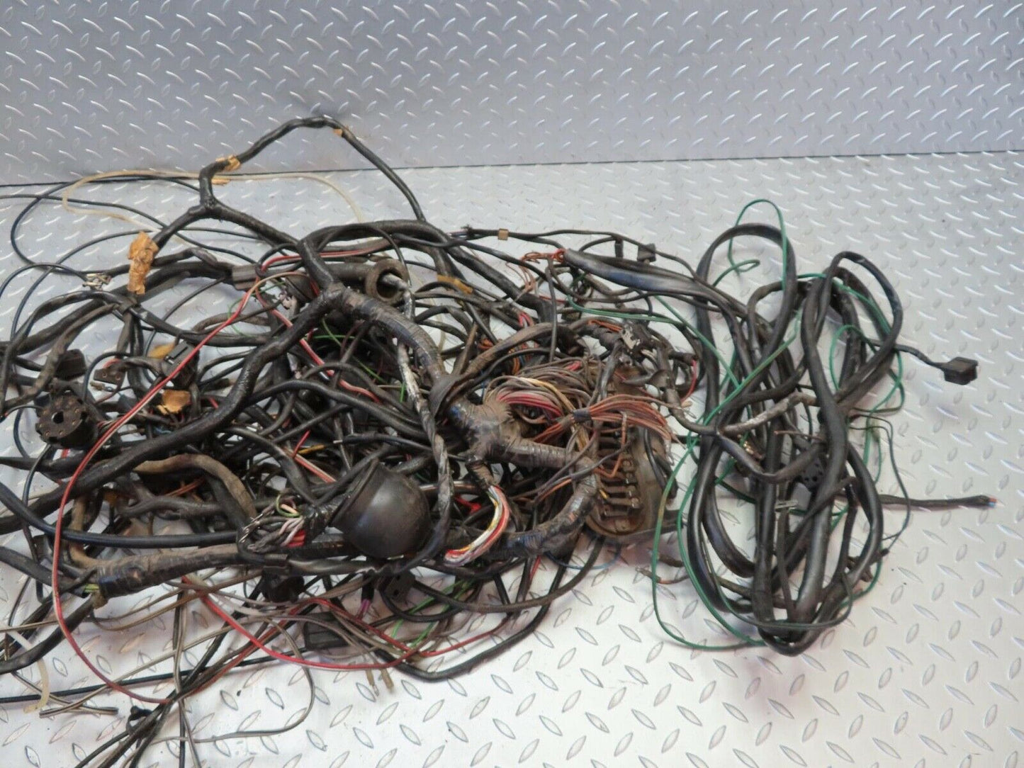 12645 Mercedes-Benz W108 280SE 3.5 Engine Chassis Body Wire Wiring Harness