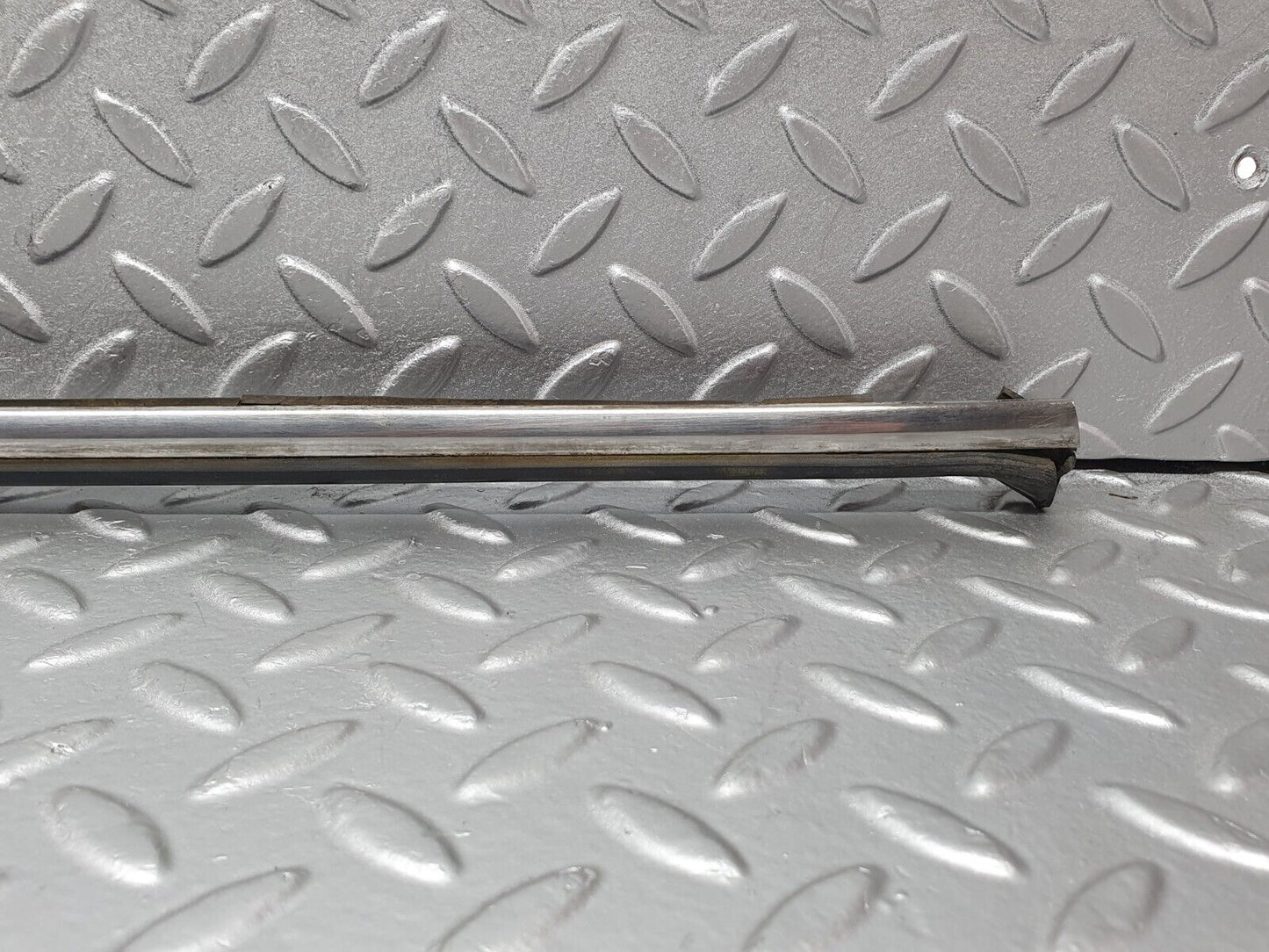 43461 Mercedes-Benz W108 280SE Rear Right Fender Centre Moulding Trim