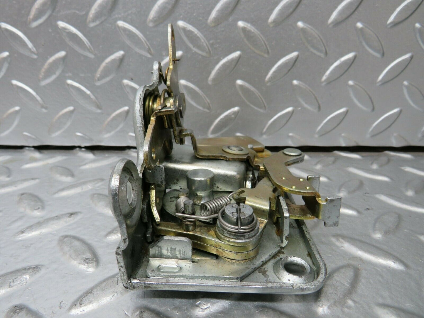 23461 Mercedes-Benz W114 280E Rear Left Door Lock Mechanism