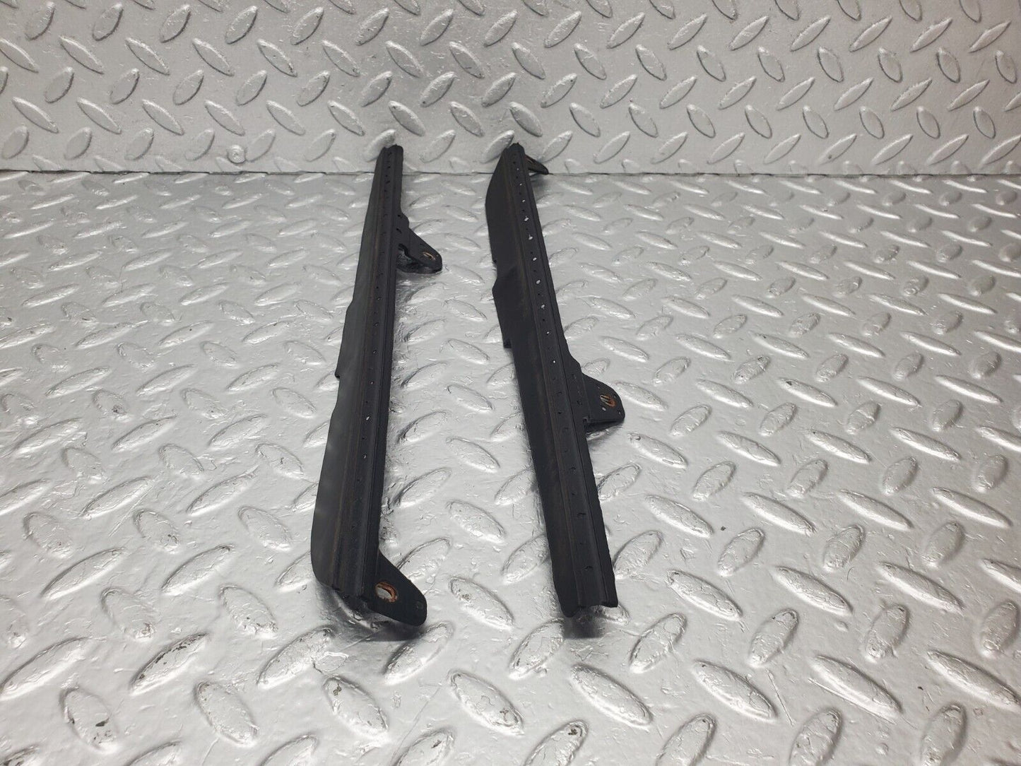 46148 Mercedes-Benz W124 Sunroof Rubber Cover Trim 1407800292 1407800192
