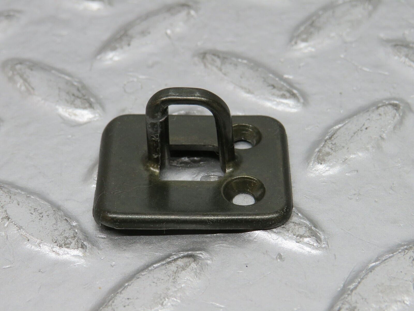 32576 Mercedes-Benz S124 300TE Wagon Glove Box Door Lock Latch