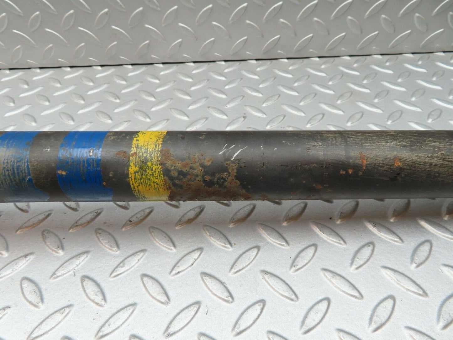 4095 Mercedes-Benz S123 200T Wagon Cardan Shaft Drive Shaft