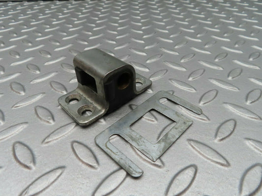 3724 Mercedes-Benz S123 200T Wagon Door Lock Latch Left Side