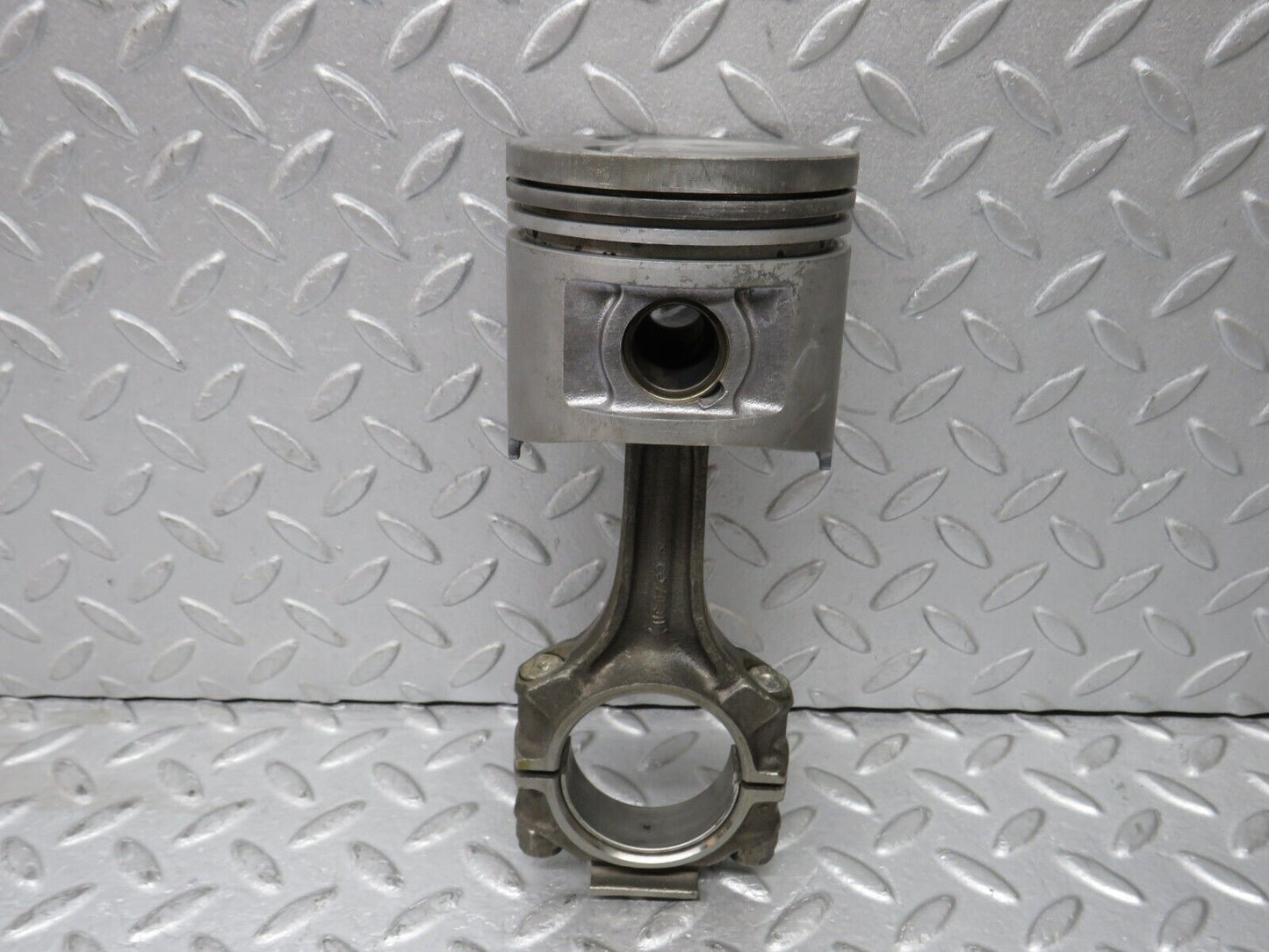 37629 Mercedes-Benz W109 300SEL Piston With Connecting Rod 91.5 mm