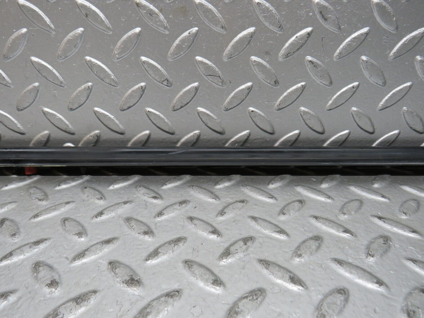 28622 Mercedes-Benz W123 280E Rear Right Door Centre Moulding Trim