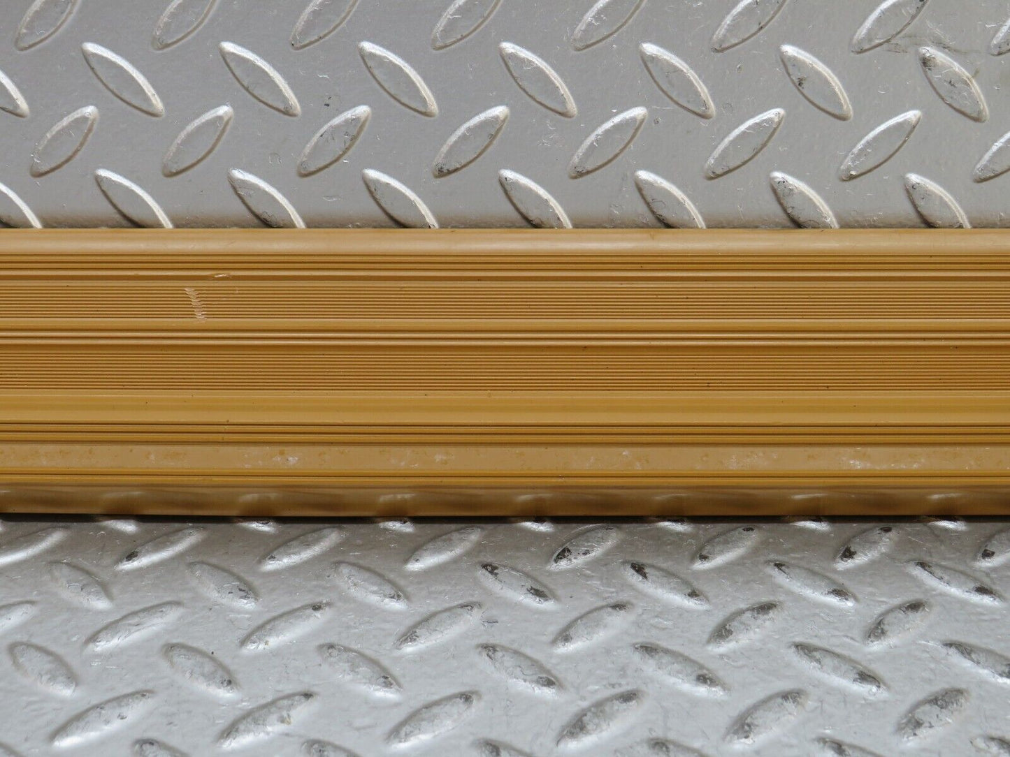 28556 Mercedes-Benz W123 230E Rear Right Door Sill Trim Palomino