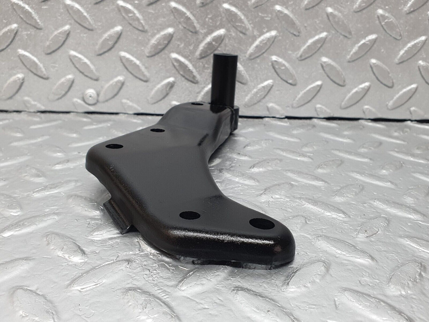44217 Mercedes-Benz C123 230CE Coupe Alternator Generator Bracket