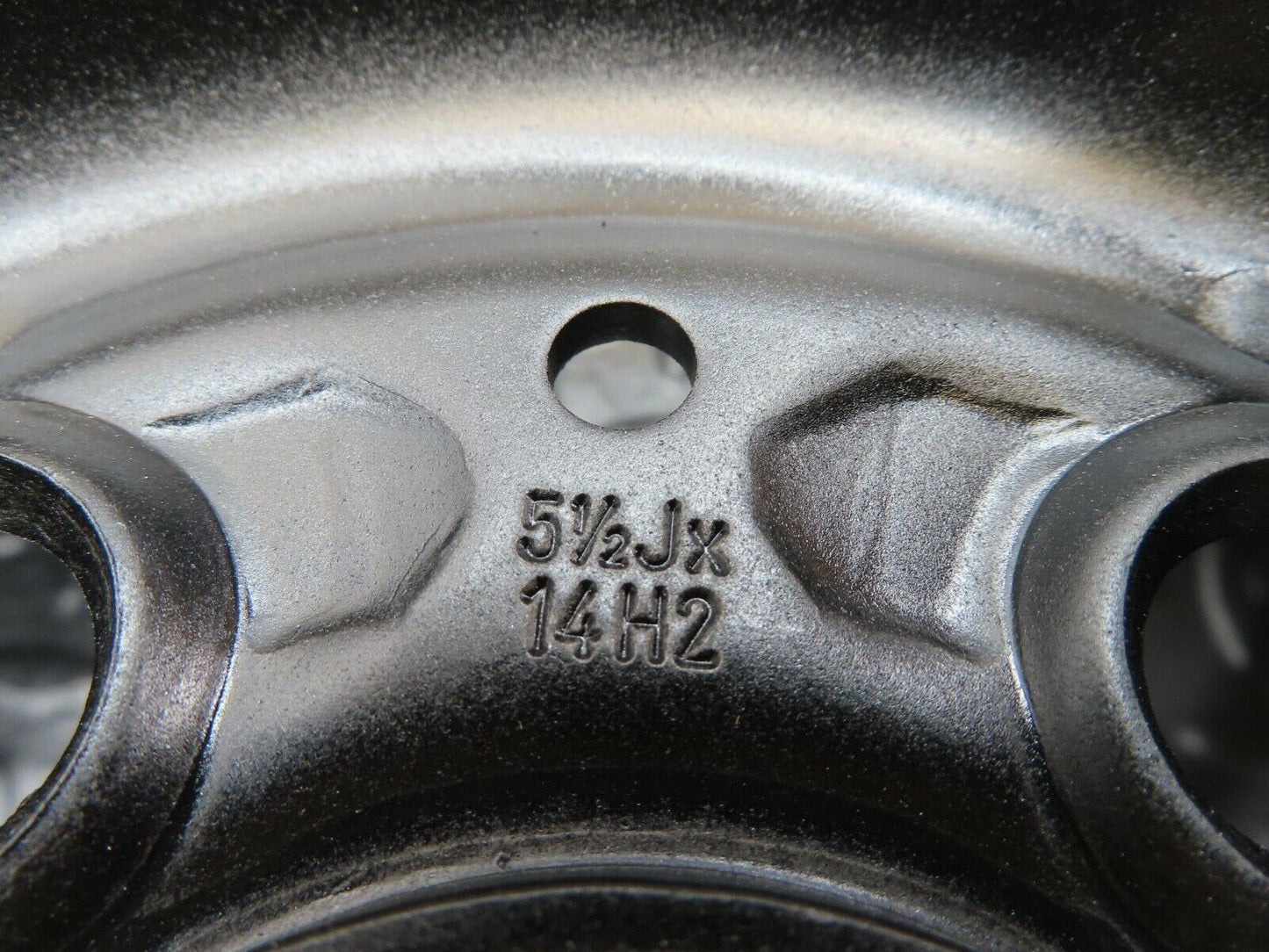 13227 Mercedes-Benz Steel Wheel 5.5Jx14H2 ET30 5x112 1234000302