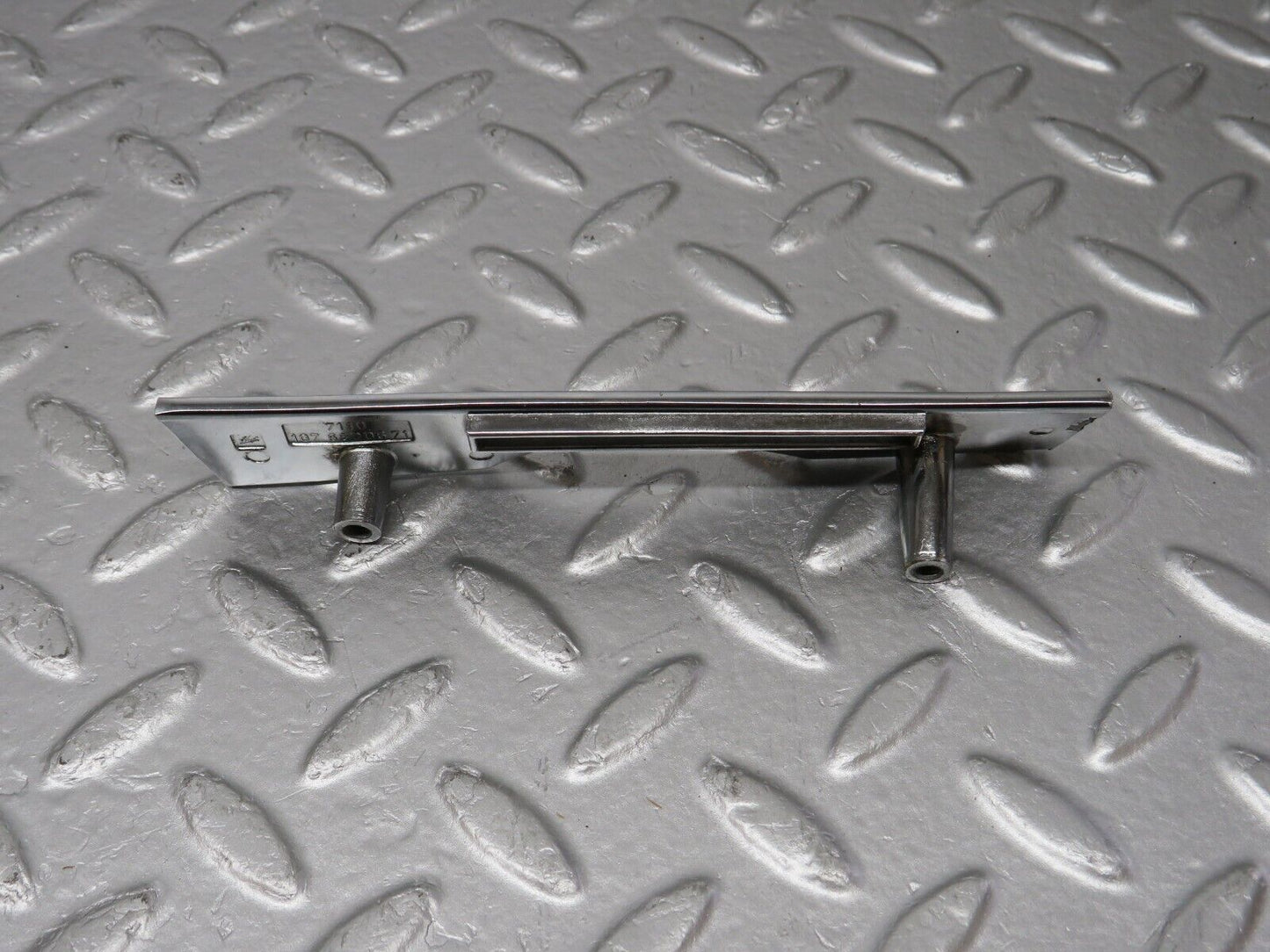 39957 Mercedes-Benz R107 350SL Coupe Dashboard Trim Right Side Black 1076800671