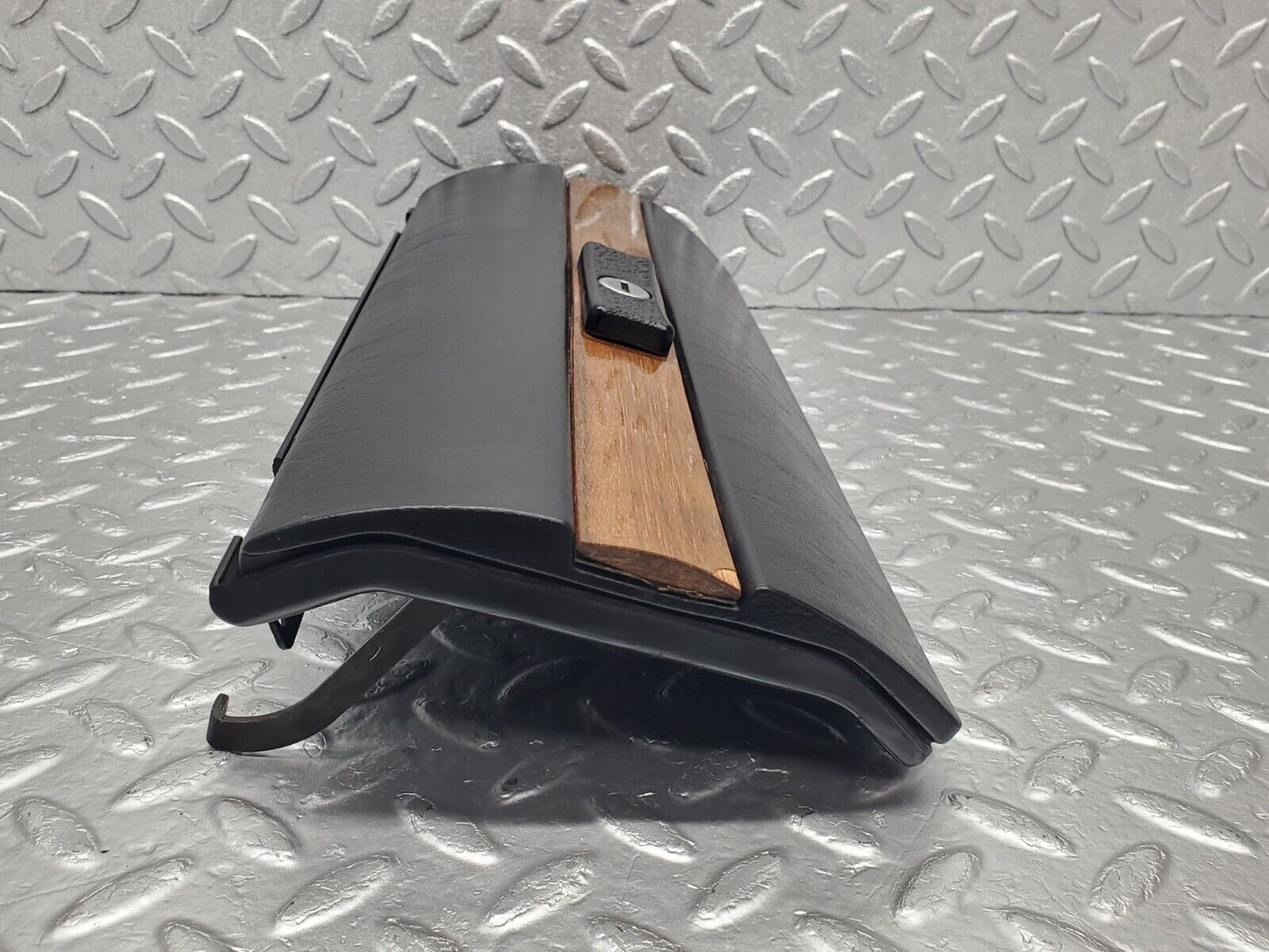 46501 Mercedes-Benz C123 280CE Coupe Glove Box Door With Key