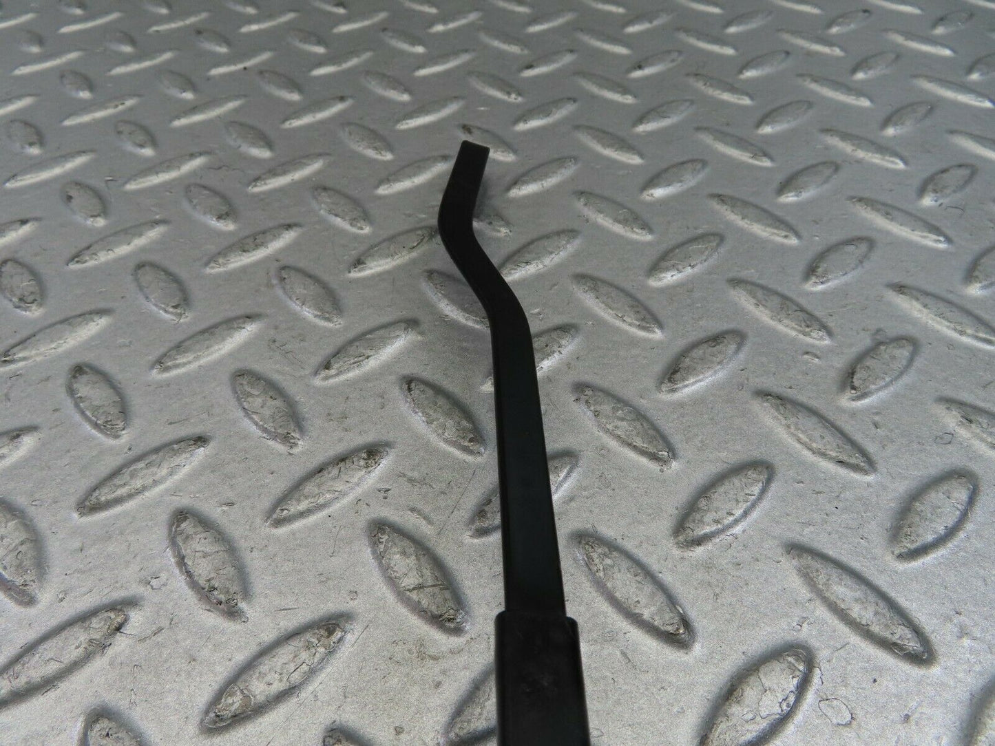 9640 Mercedes-Benz C123 280CE Coupe Wiper Arm Bosch Right 3399990553