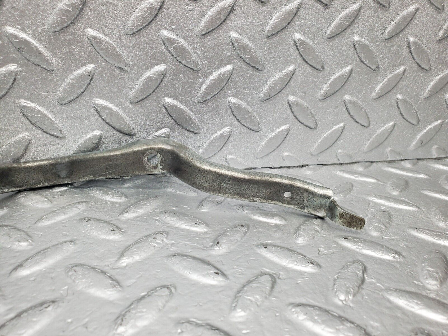 46626 Mercedes-Benz C123 280CE Coupe Front Left Seat Side Height Adjust Handle