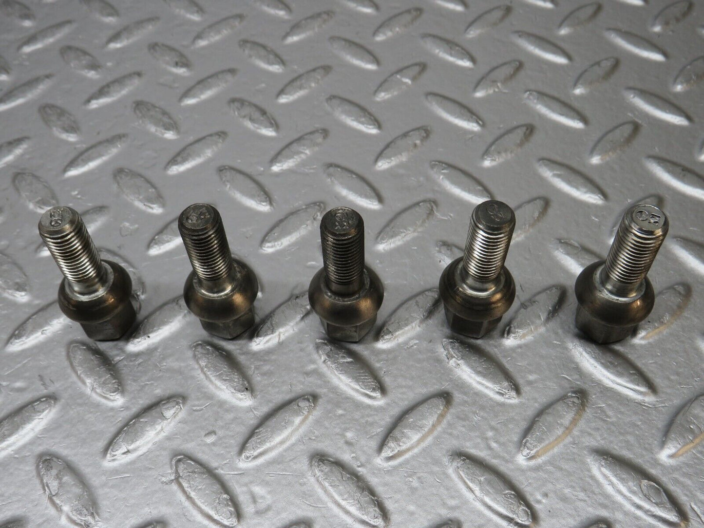 32231 Mercedes-Benz 5x Alloy Wheel Lug Bolt M12x1.5