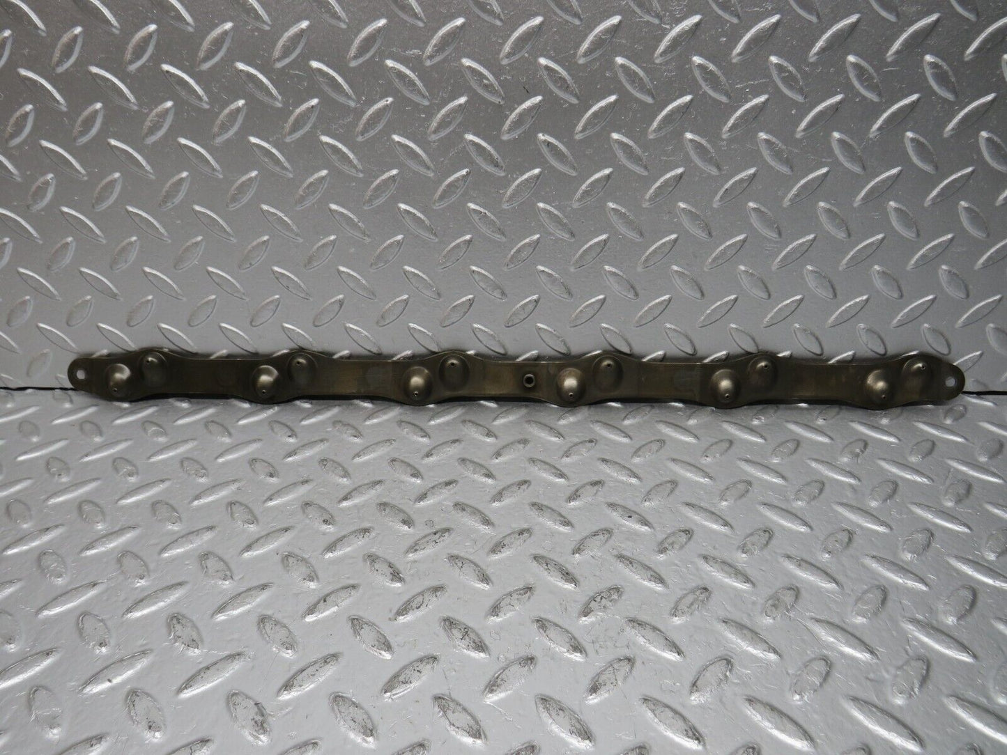 32679 Mercedes-Benz S124 300TE Wagon Camshaft Oil Tube