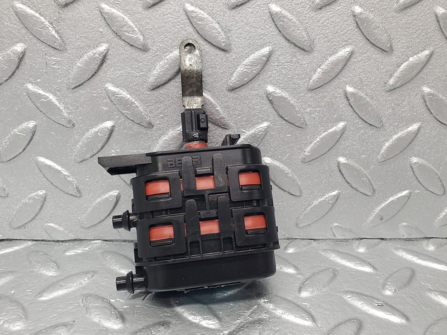46942 Mercedes-Benz R129 320SL Coupe Heater Box Vacuum Actuator