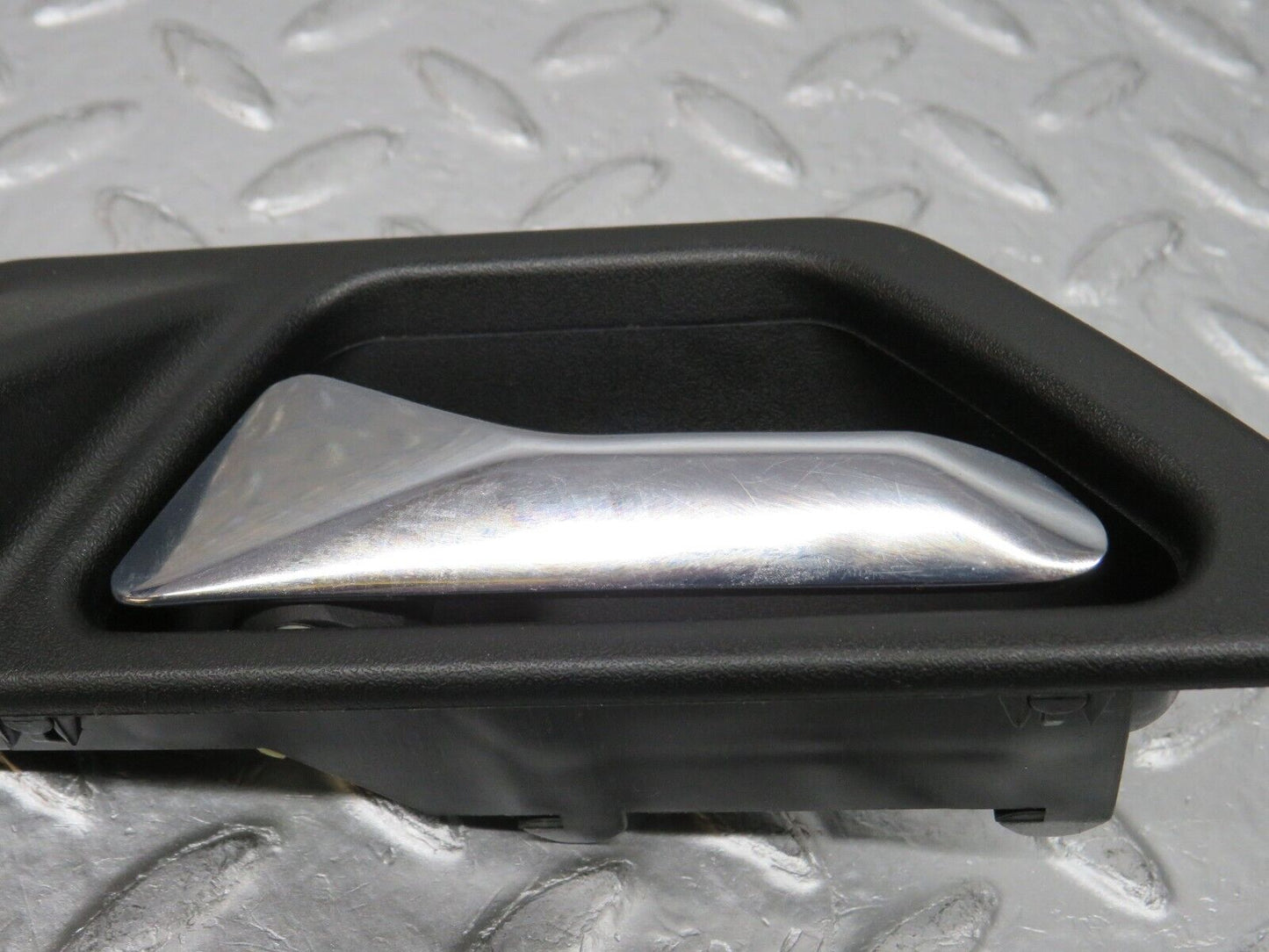 32443 Mercedes-Benz S124 300TE Front Left Interior Door Handle 1247600161