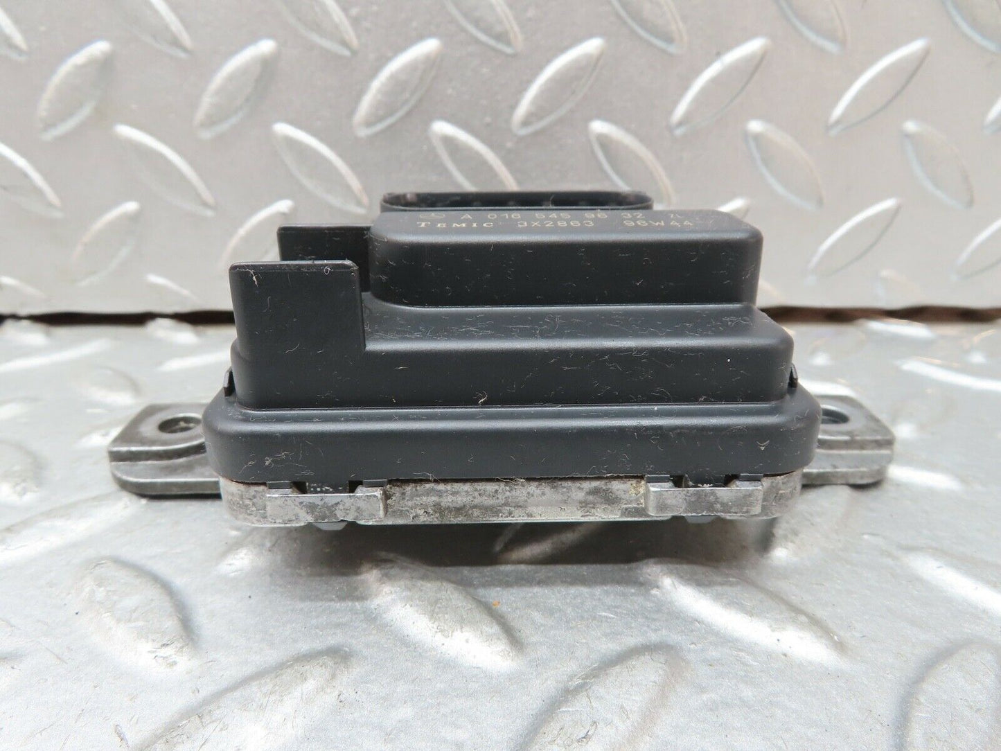 19442 Mercedes-Benz C140 CL420 Coupe Radiator Fan Relay 0165459632