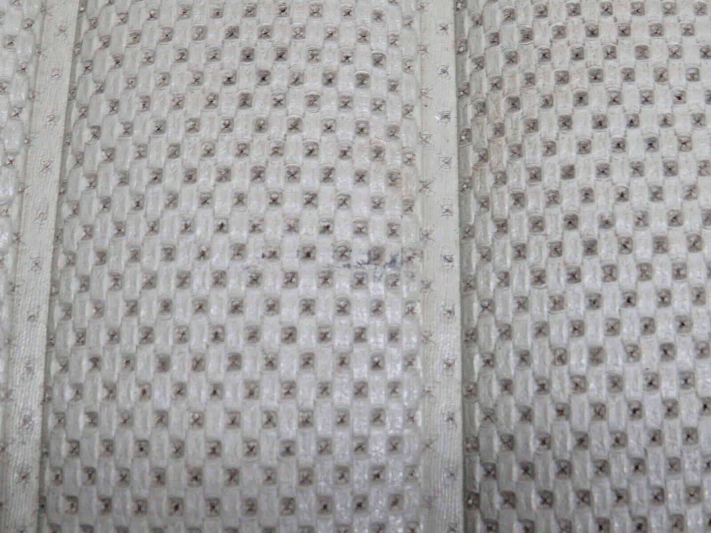 40512 Mercedes-Benz W110 230 Rear Seat Leather Beige