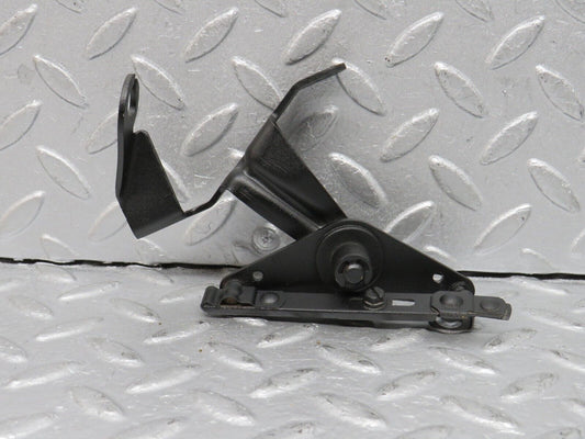 39261 Mercedes-Benz R107 500SL Throttle Linkage