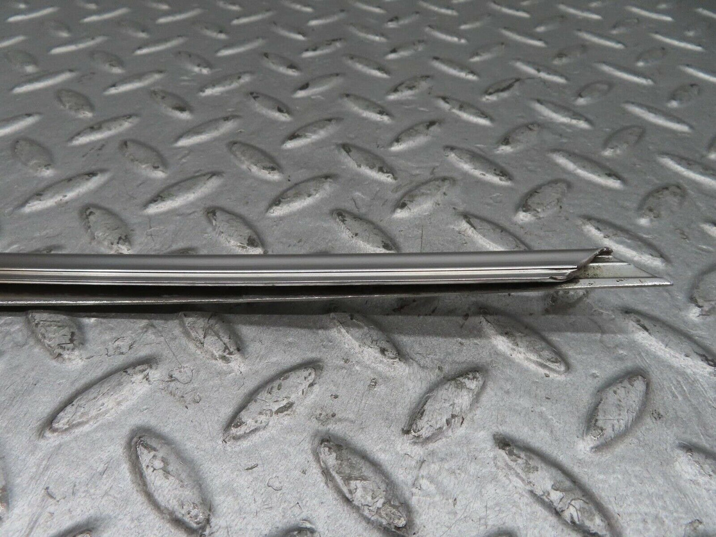 13603 Mercedes-Benz W123 200 Rear Left Door Window Chrome Frame
