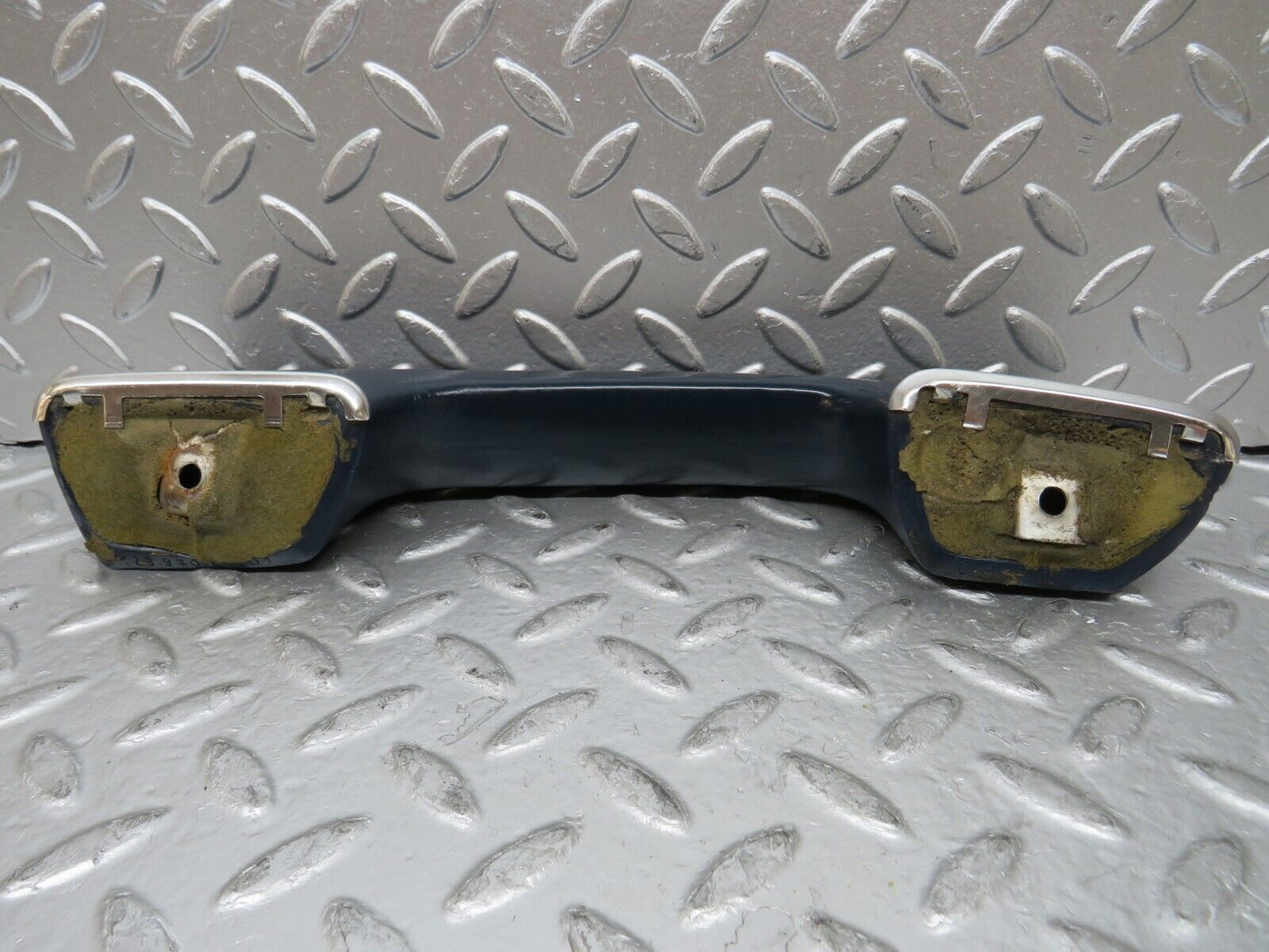 26860 Mercedes-Benz W123 240D Interior Door Handle Front Right Blue 1239702001