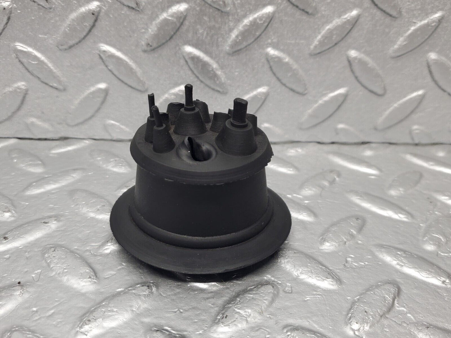 46530 Mercedes-Benz C123 280CE Coupe Firewall Rubber Grommet 1239971181