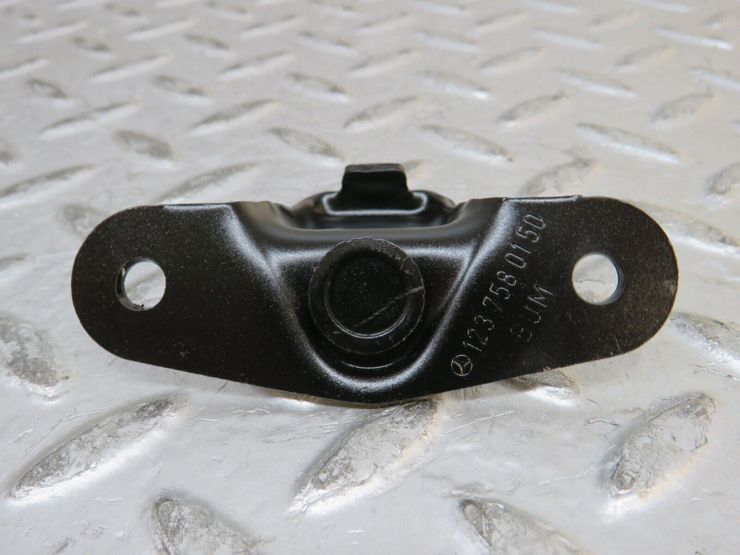 28797 Mercedes-Benz W123 230E Trunk Lock Latch 1237580150