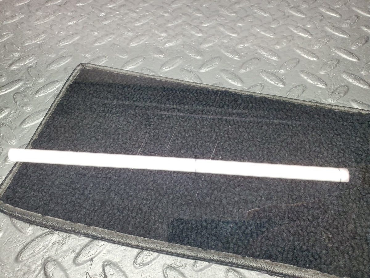 W201 Baby Benz front left door window glass used OEM