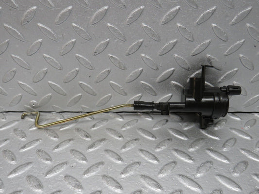 37773 Mercedes-Benz A124 320E Cabriolet Trunk Lock Vacuum Actuator