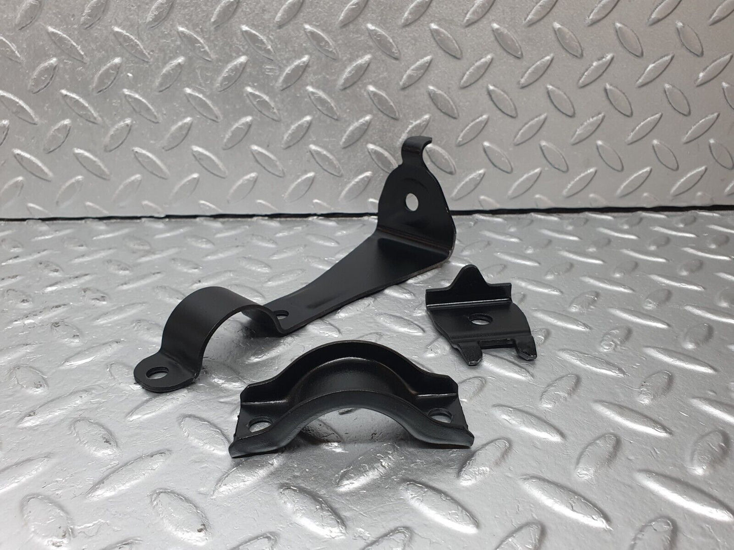 41593 Mercedes-Benz W124 200E Anti Roll Bar Holder Bracket Front Right