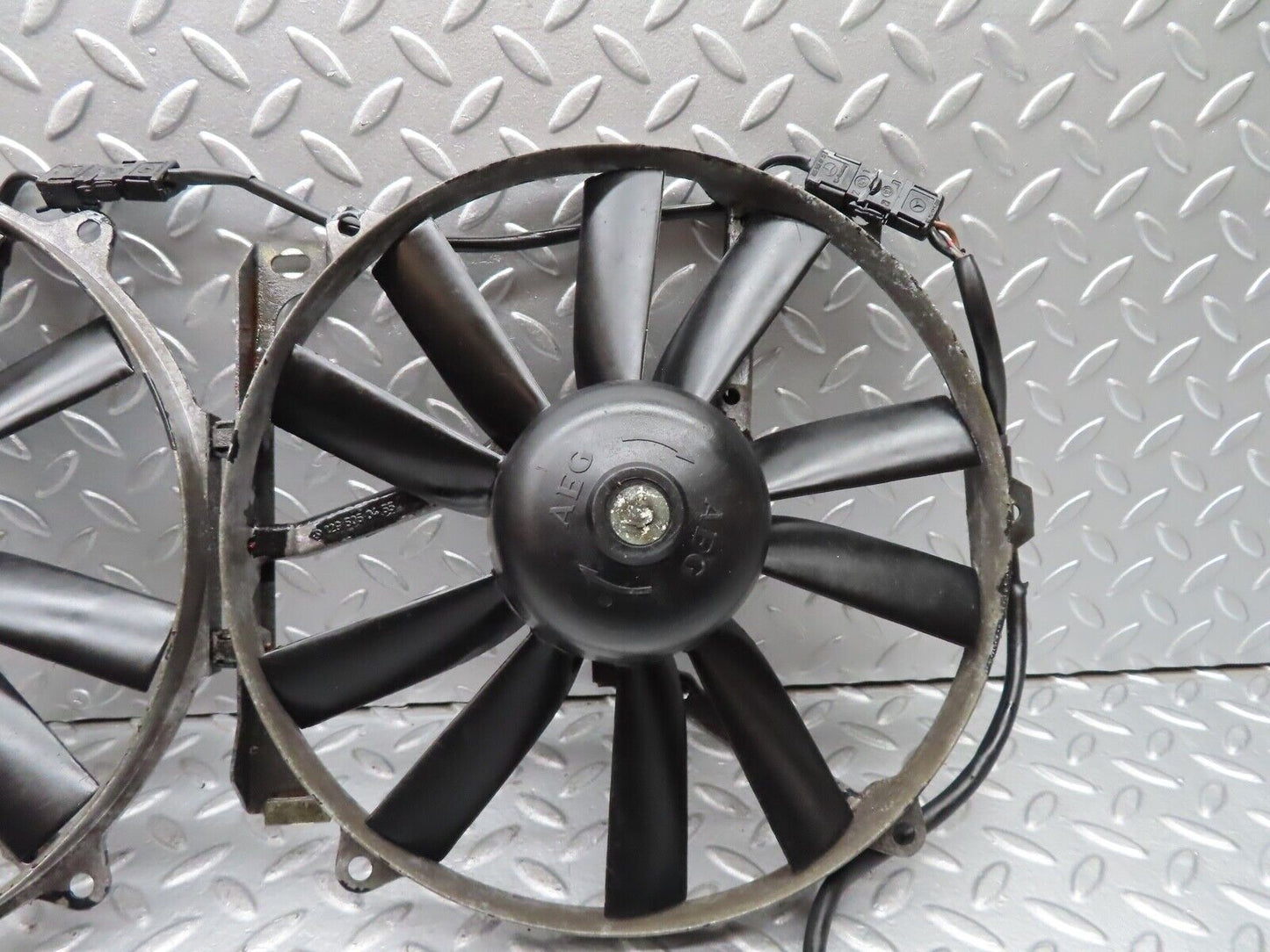 20076 Mercedes-Benz R129 300SL Coupe Radiator Cooling Fan 1295051055
