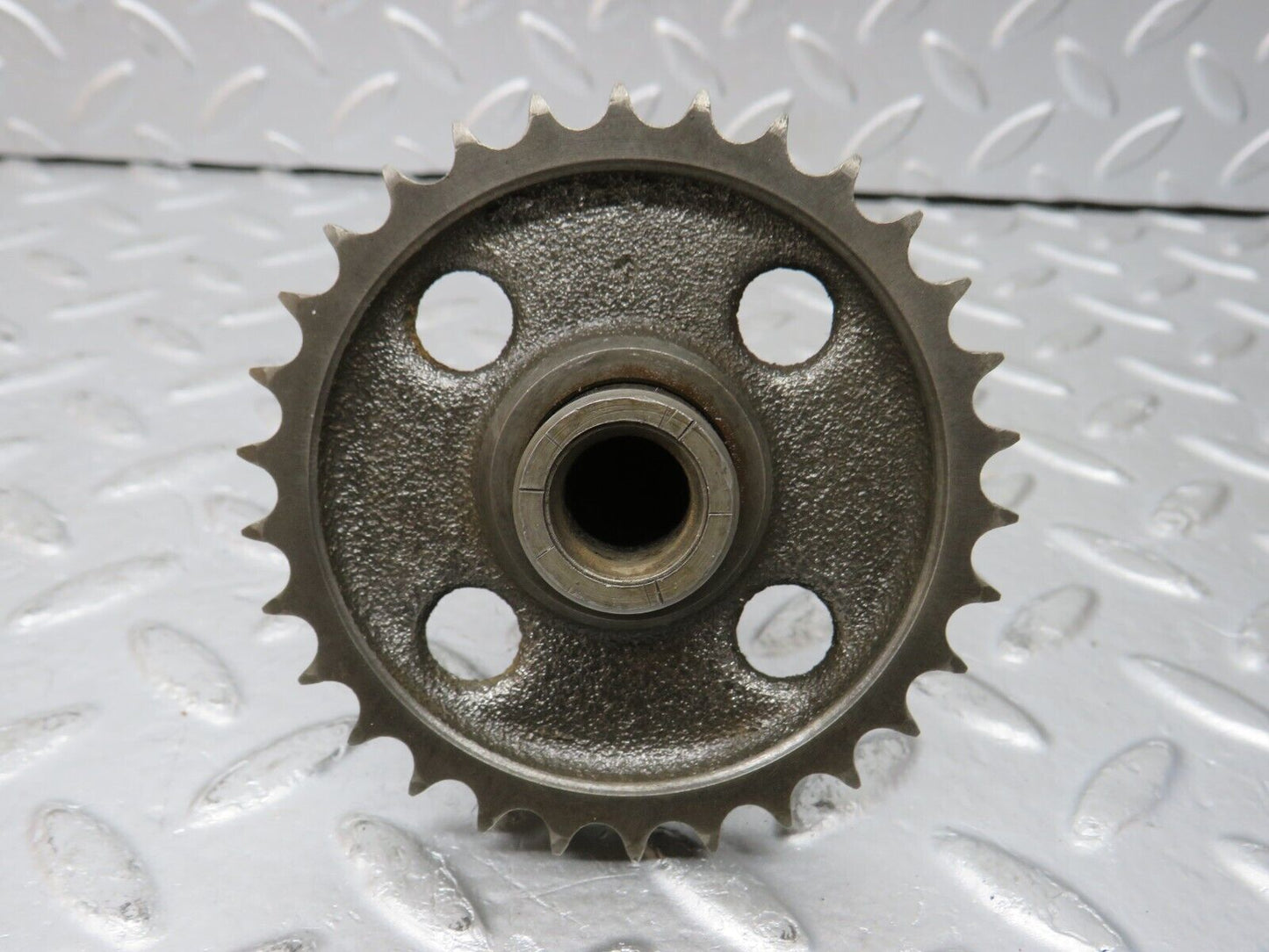32872 Mercedes-Benz C107 R107 350 V8 Intermediate Gear 1161570214