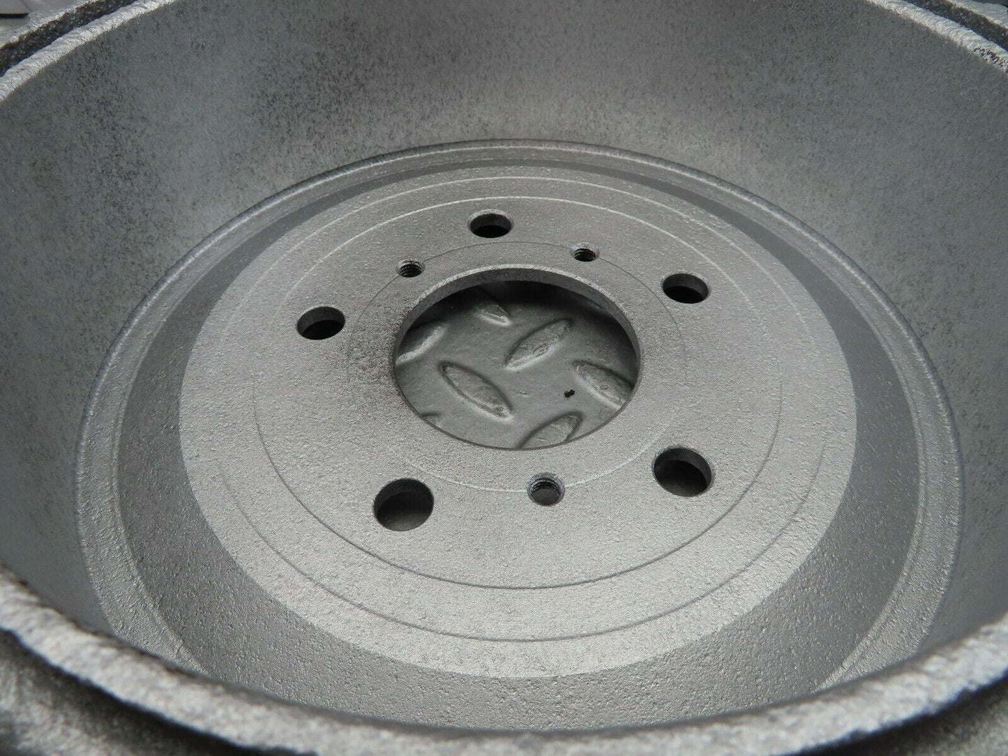 9213 Mercedes-Benz W111 Brake Drum