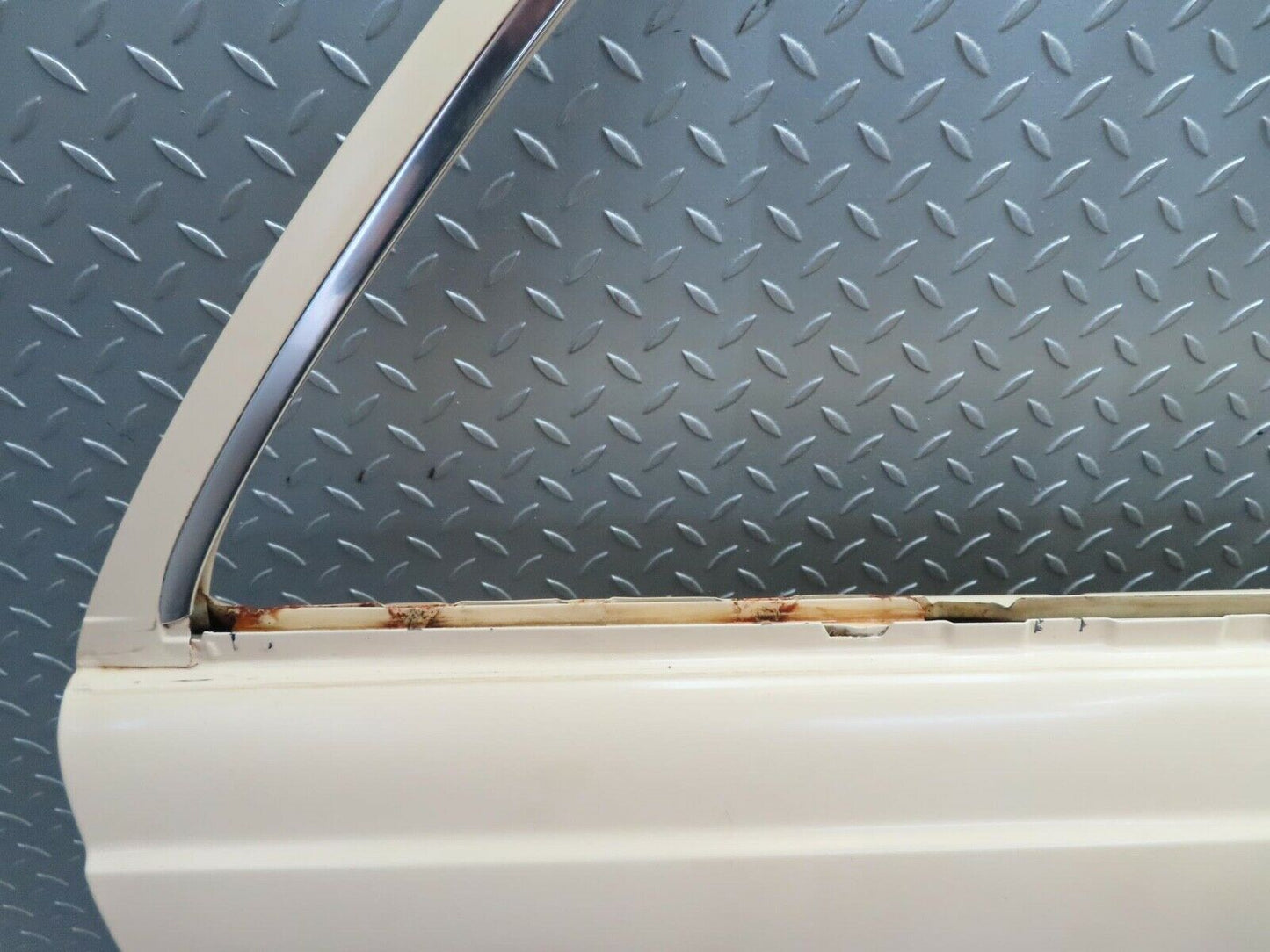 7001 Mercedes-Benz W123 230E Rear Right Door