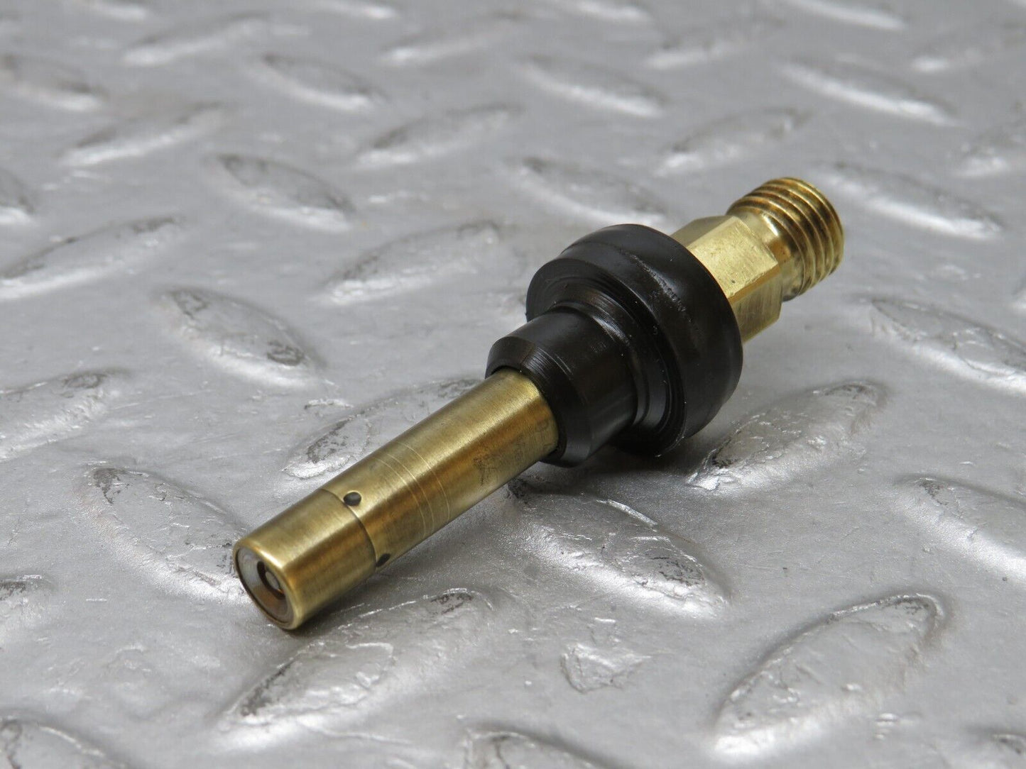 36705 Mercedes-Benz W201 190E Fuel Injector 0437502047
