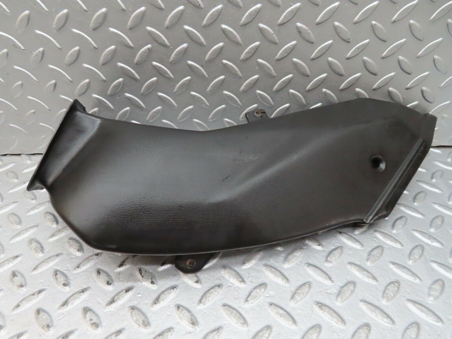 17587 Mercedes-Benz W116 450SEL Ventilation Air Duct Left Side 1168310146