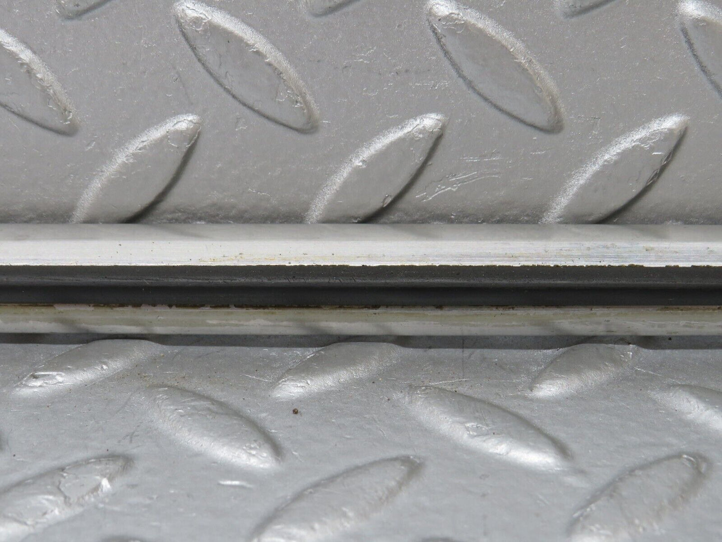 35775 Mercedes-Benz W108 Rear Right Door Centre Moulding Trim
