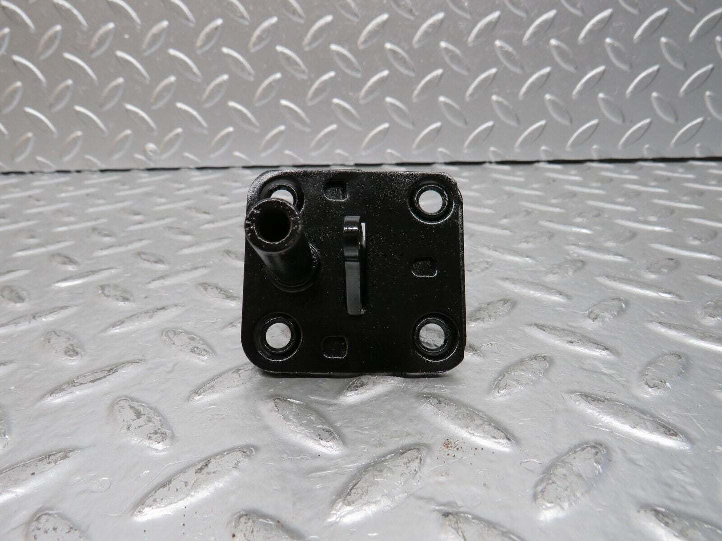 29695 Mercedes-Benz W123 230E Bonnet Lock Latch