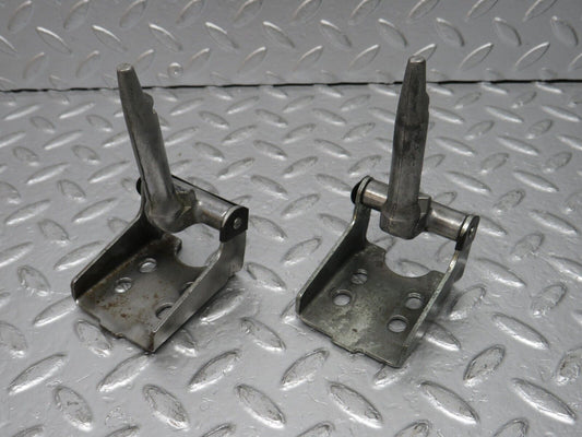 32556 Mercedes-Benz S124 300TE Wagon Rear Seat Hinge