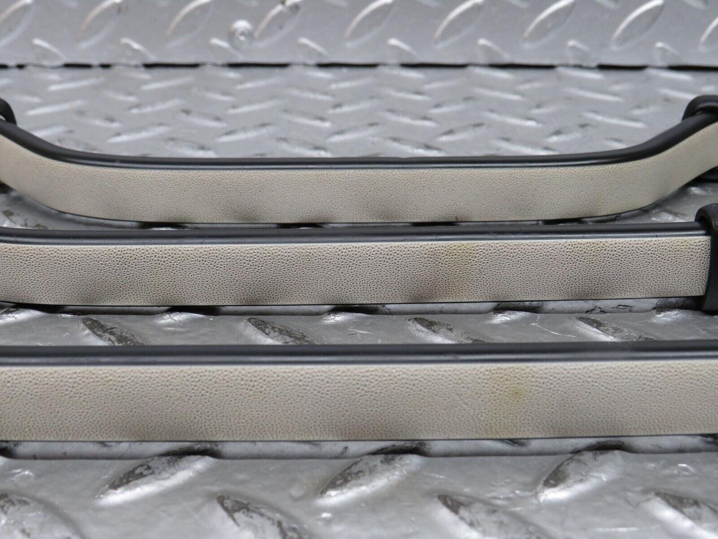 28365 Mercedes-Benz S123 240D Wagon Interior Roof Grab Handle Set