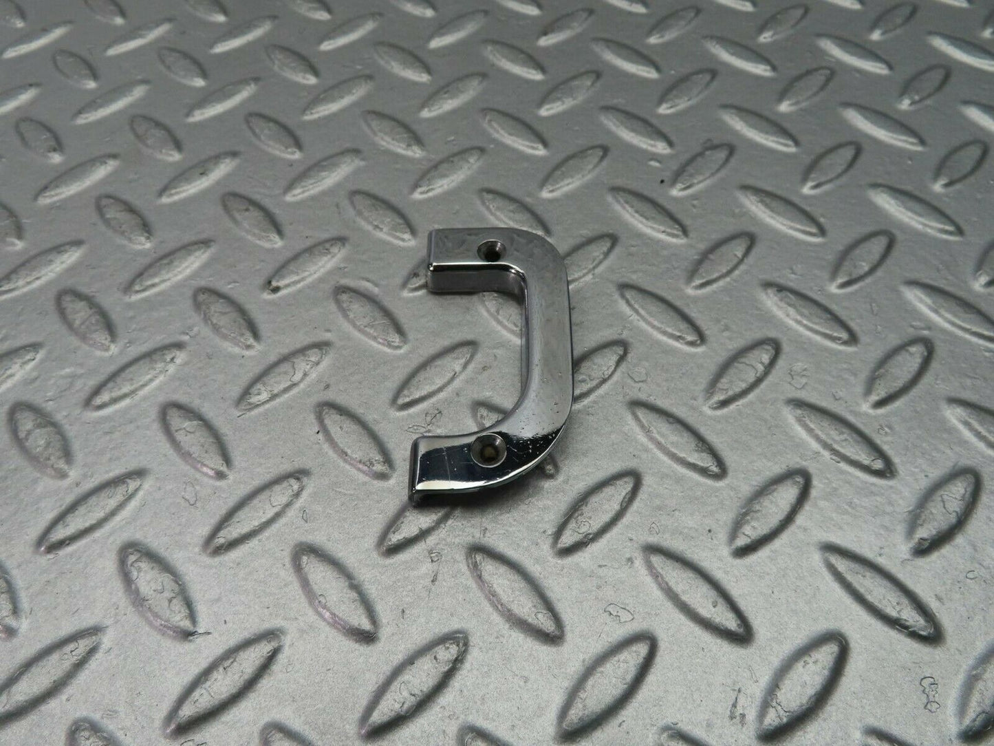 9914 Mercedes-Benz C123 230CE Coupe Right Interior Chrome Door Latch Trim