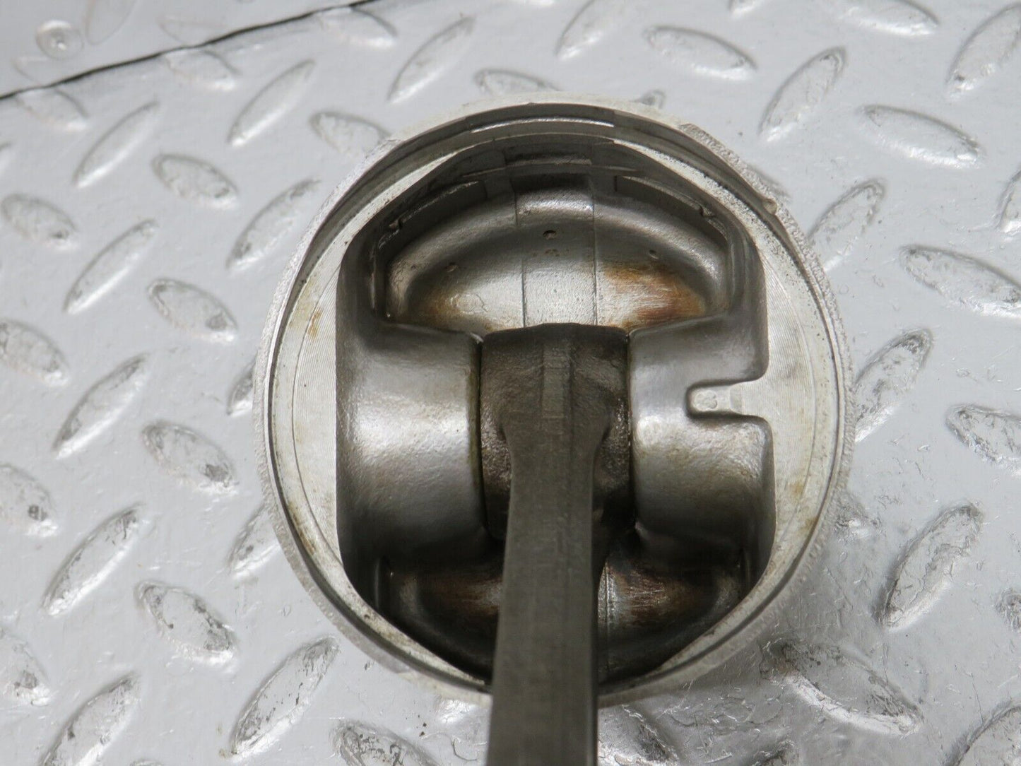 32652 Mercedes-Benz S124 300TE Wagon Piston With Connecting Rod 88.475mm 10205