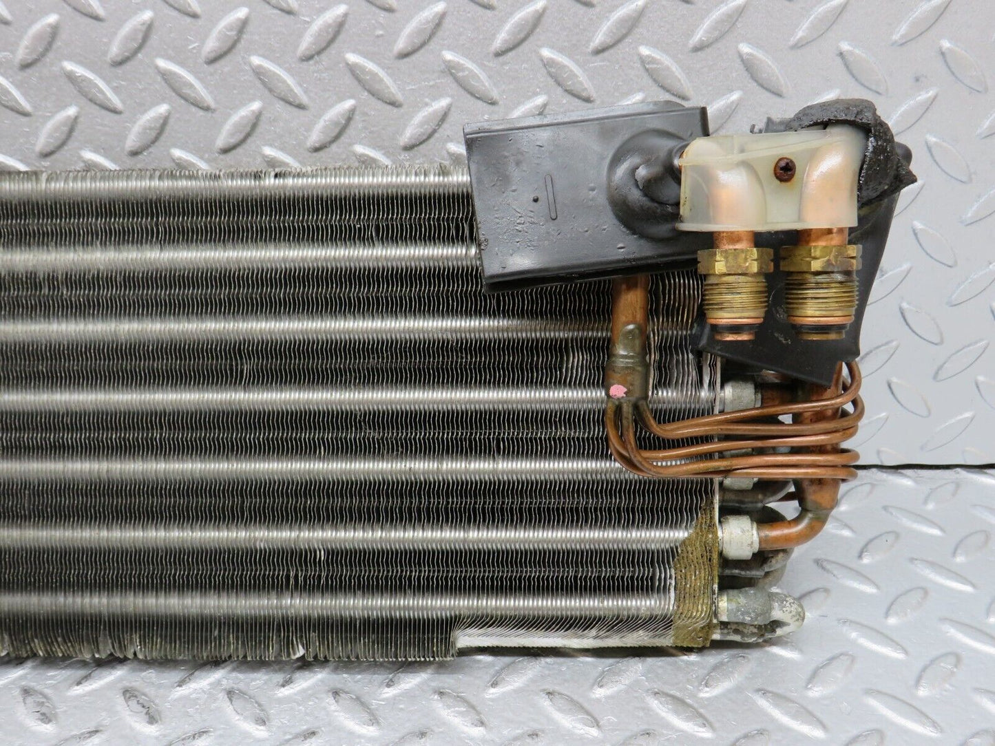 36214 Mercedes-Benz W126 420SE Air Conditioning Radiator