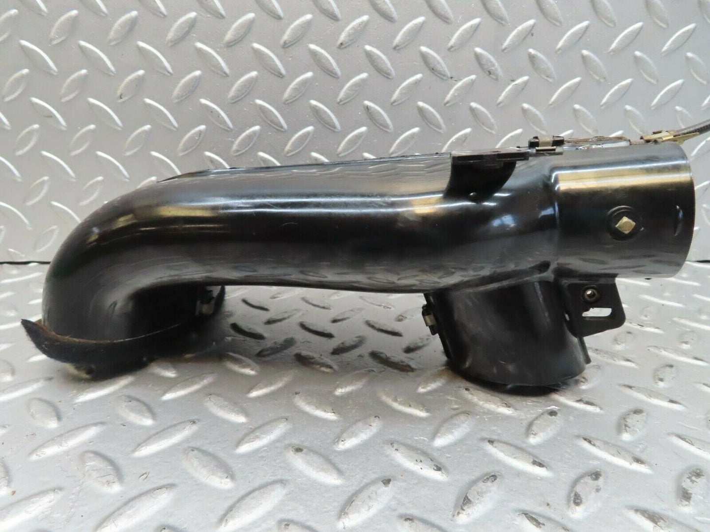 15528 Mercedes-Benz R107 450SL Heater Air Duct