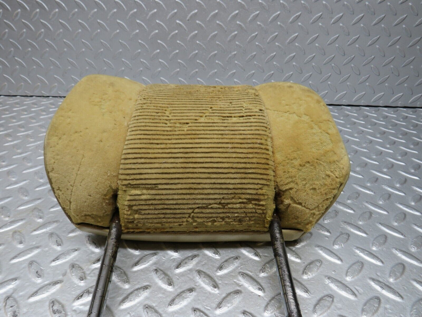 37079 Mercedes-Benz C126 420SEC Coupe Right Headrest