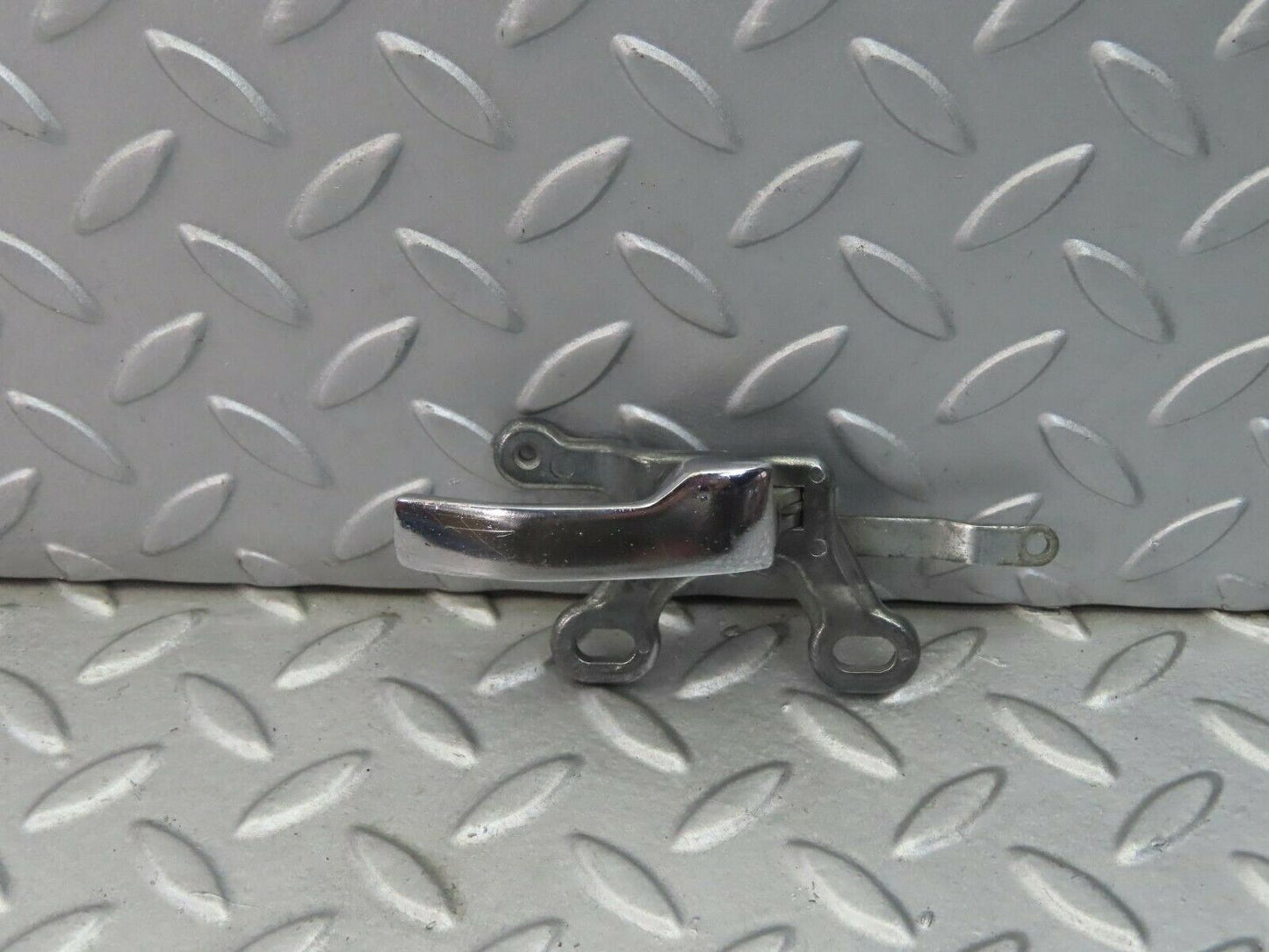 8352 Mercedes-Benz W108 Right Interior Door Handle 1107660419