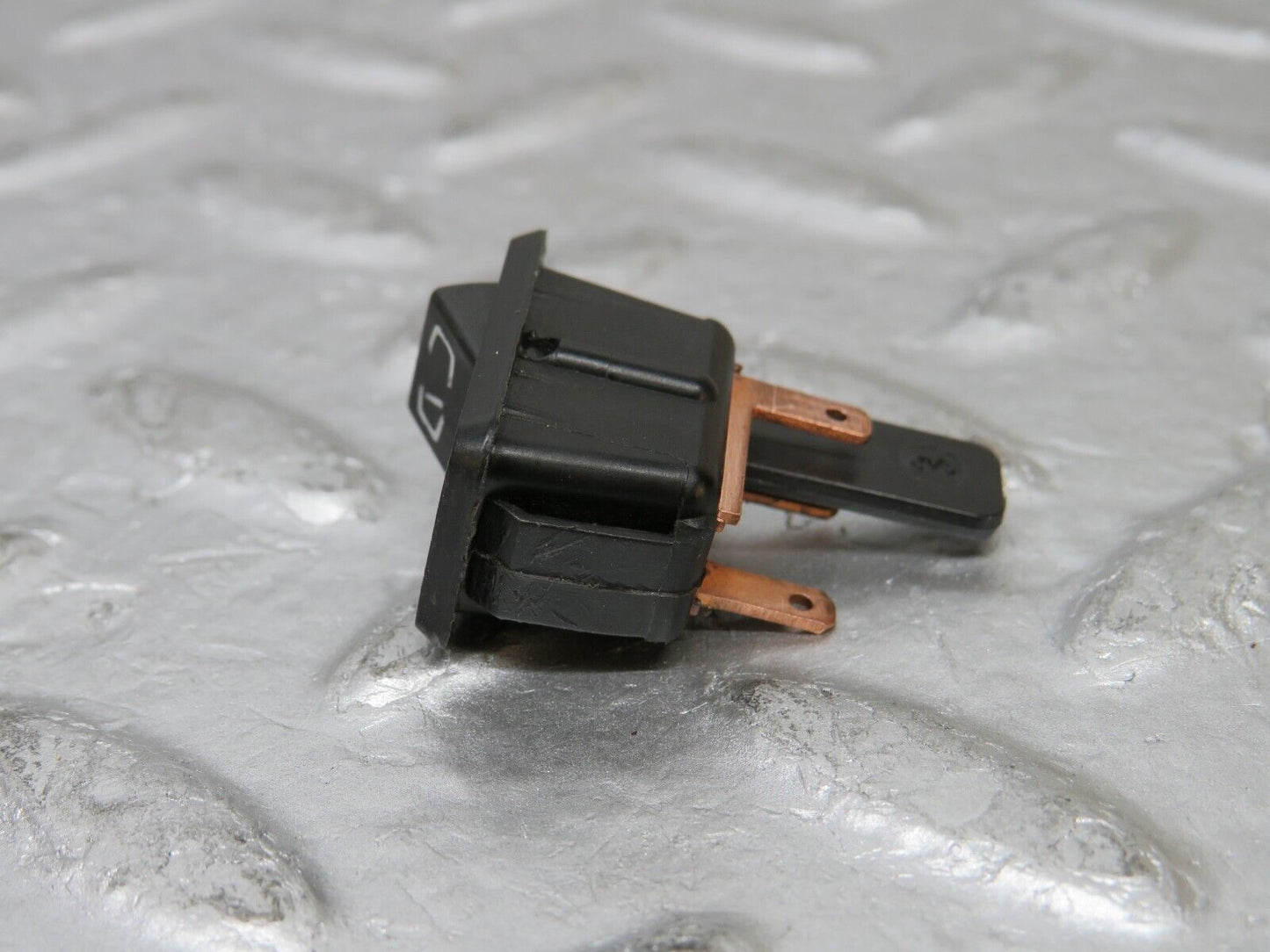 30062 Porsche 924 Rear Windscreen Washer Switch 477955701
