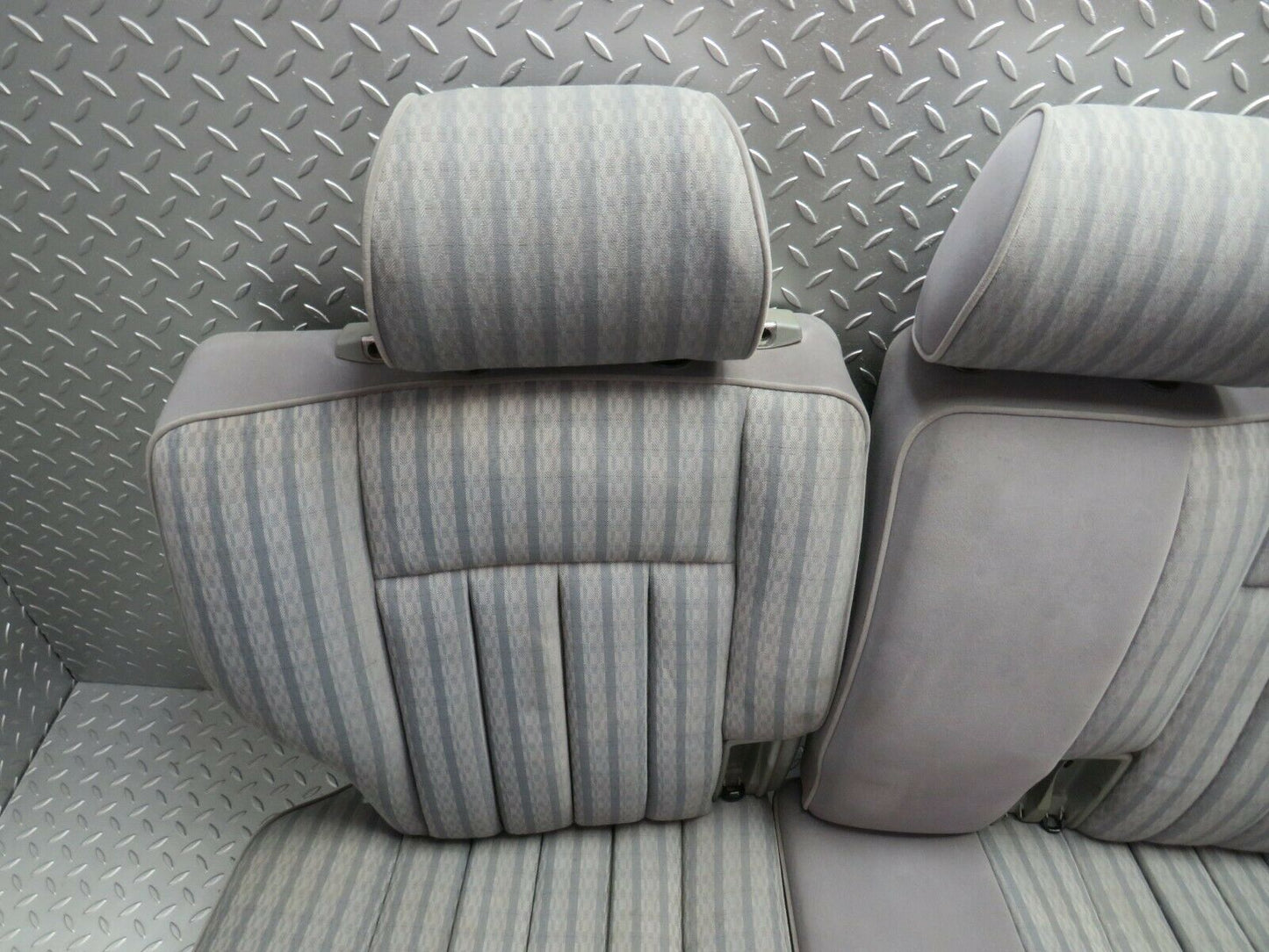 24372 Mercedes-Benz S124 220TE Wagon Rear Seat
