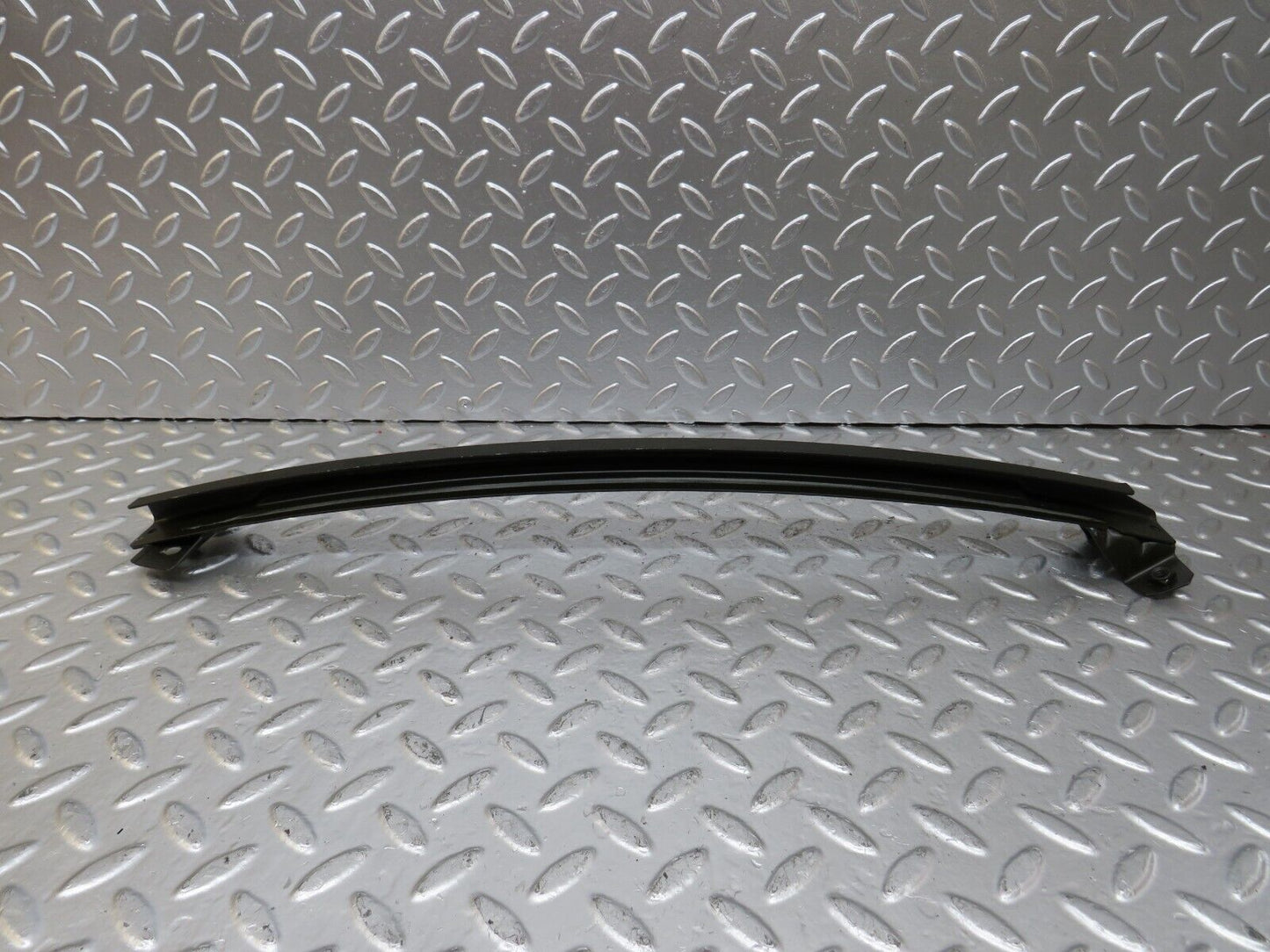 24757 Mercedes-Benz W140 S320 Front Right Door Window Channel